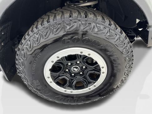Used 2023 Ford Bronco 2-Door w/ Sasquatch Package AWD/4WD image 79