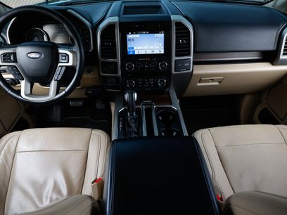 Used 2017 Ford F150 Lariat w/ Equipment Group 501A Mid