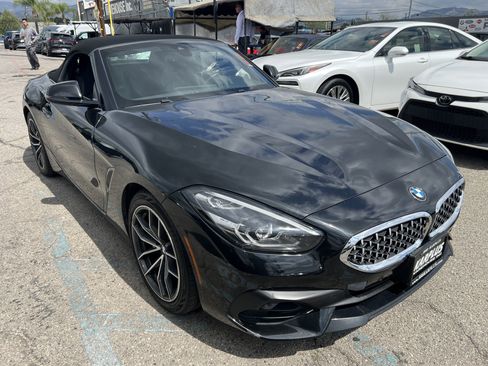 Used 2022 BMW Z4 sDrive30i w/ Driving Assistance Package RWD image 5