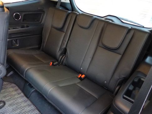 Used 2023 Subaru Ascent Limited w/ Technology Package image 35