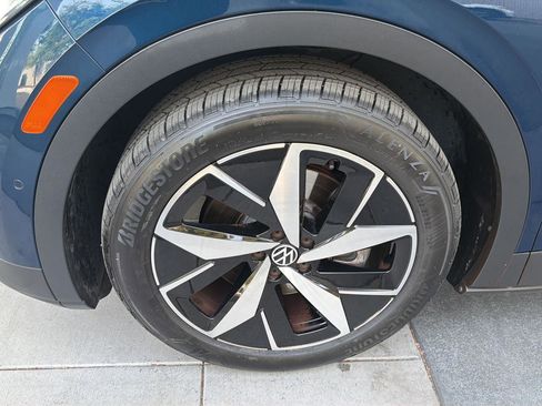 Certified 2023 Volkswagen ID.4 Pro S image 9