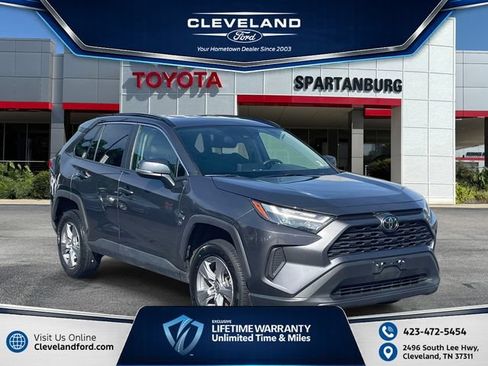 Used 2024 Toyota RAV4 XLE FWD image 1