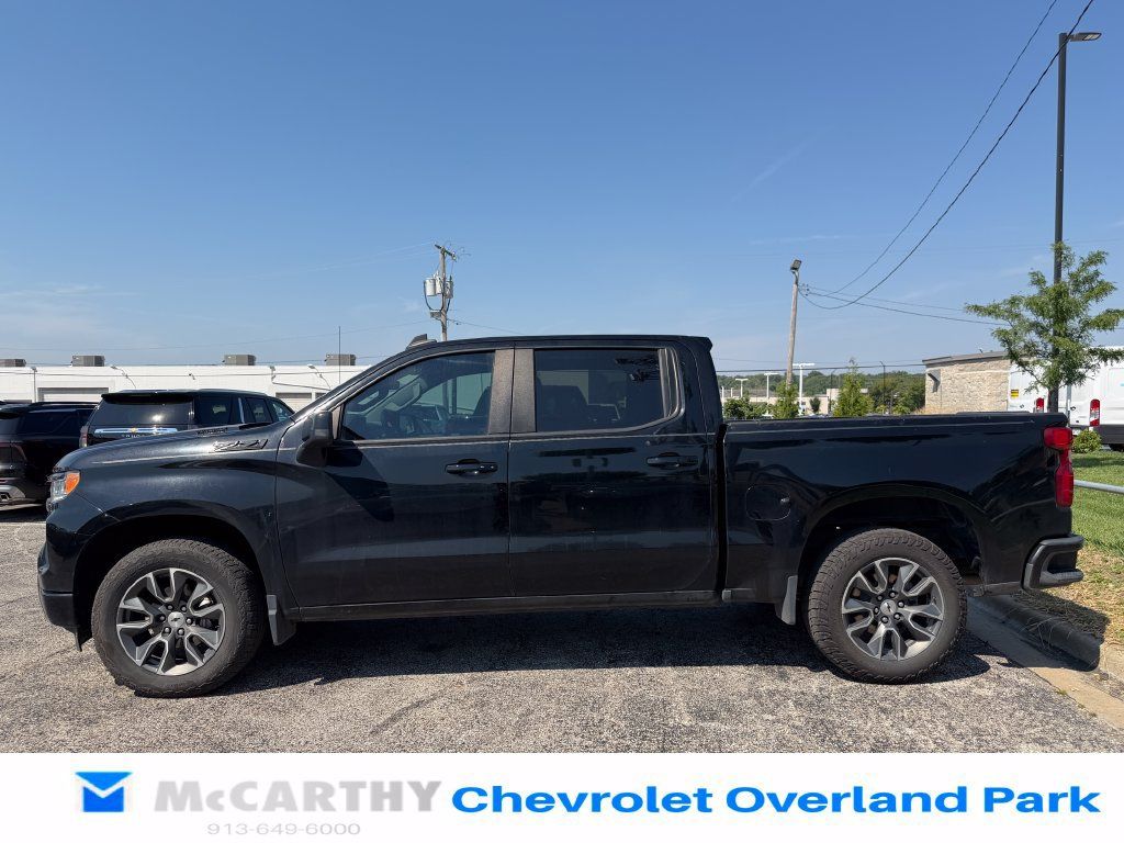 Used 2023 Chevrolet Silverado 1500 RST w/ Convenience Package II AWD/4WD image 6