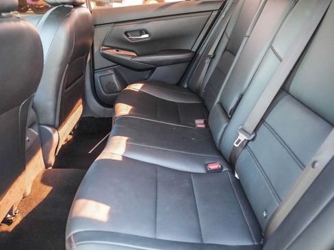 Used 2020 Nissan Sentra SR w/ Premium Package FWD image 15