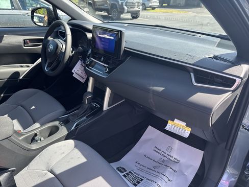 New 2025 Toyota Corolla Cross AWD Hybrid image 33