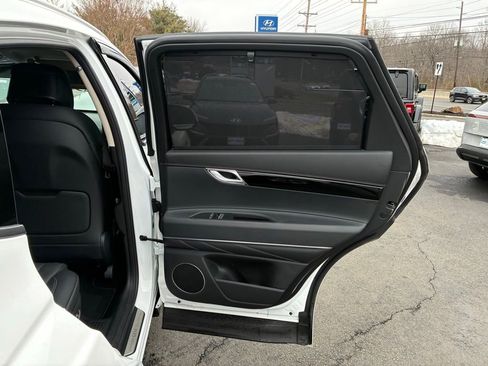 Used 2025 Genesis GV80 2.5T image 50