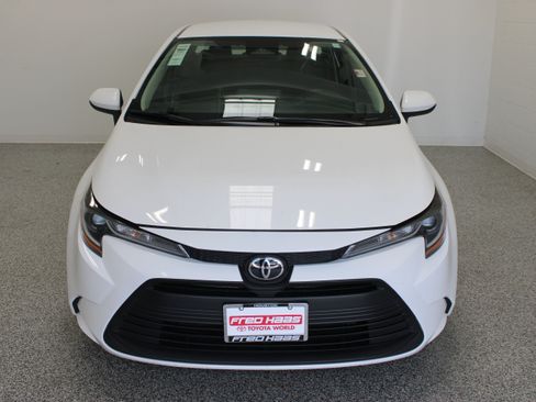 Used 2024 Toyota Corolla LE FWD image 3