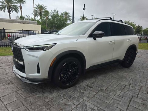 Certified 2026 INFINITI QX60 Sport w/ Dark Cargo Package image 8