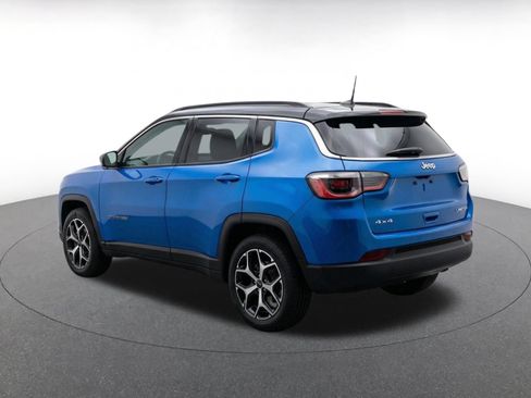 Used 2025 Jeep Compass Limited AWD/4WD image 7