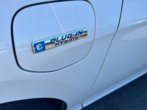 Used 2018 Honda Clarity Touring image 5