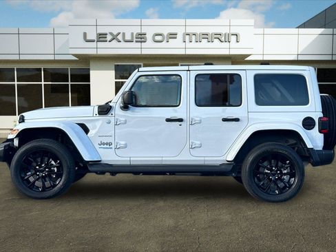 Used 2021 Jeep Wrangler Unlimited Sahara w/ Cold Weather Group image 2