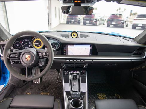 Used 2022 Porsche 911 Turbo S image 22