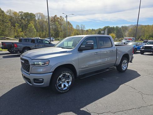 New 2025 RAM 1500 Big Horn image 4