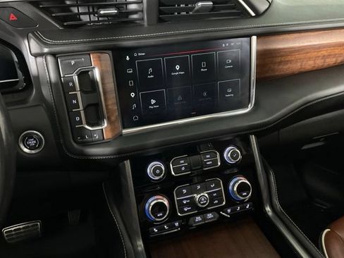Used 2023 GMC Yukon XL Denali Ultimate AWD/4WD image 22