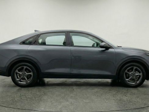 Used 2025 Kia K4 LXS image 11