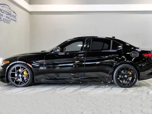 Used 2020 Alfa Romeo Giulia Ti Sport w/ Quick Order Package 22U Sport RWD image 13