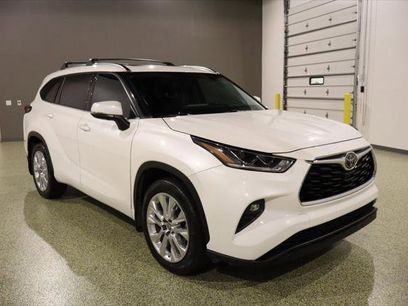 Used 2021 Toyota Highlander Limited