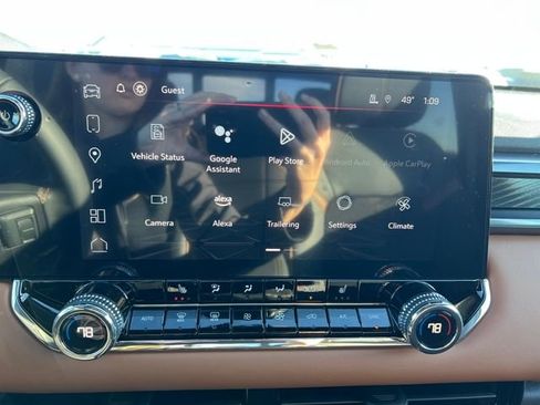 New 2025 GMC Canyon AT4 image 12