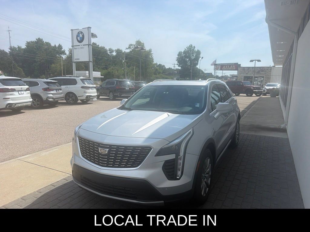 Used 2019 Cadillac XT4 Premium Luxury AWD/4WD image 3