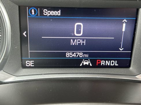 Used 2021 Chevrolet Equinox LT FWD image 24