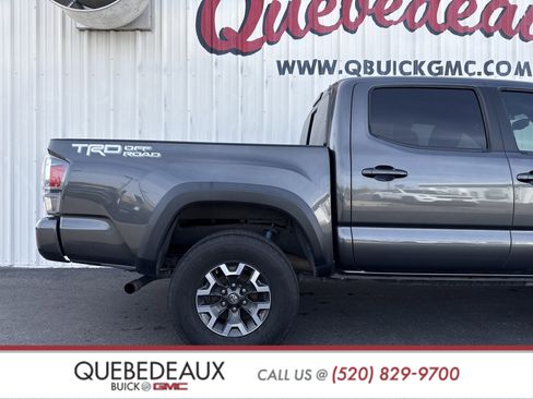 Used 2020 Toyota Tacoma TRD Off-Road image 20