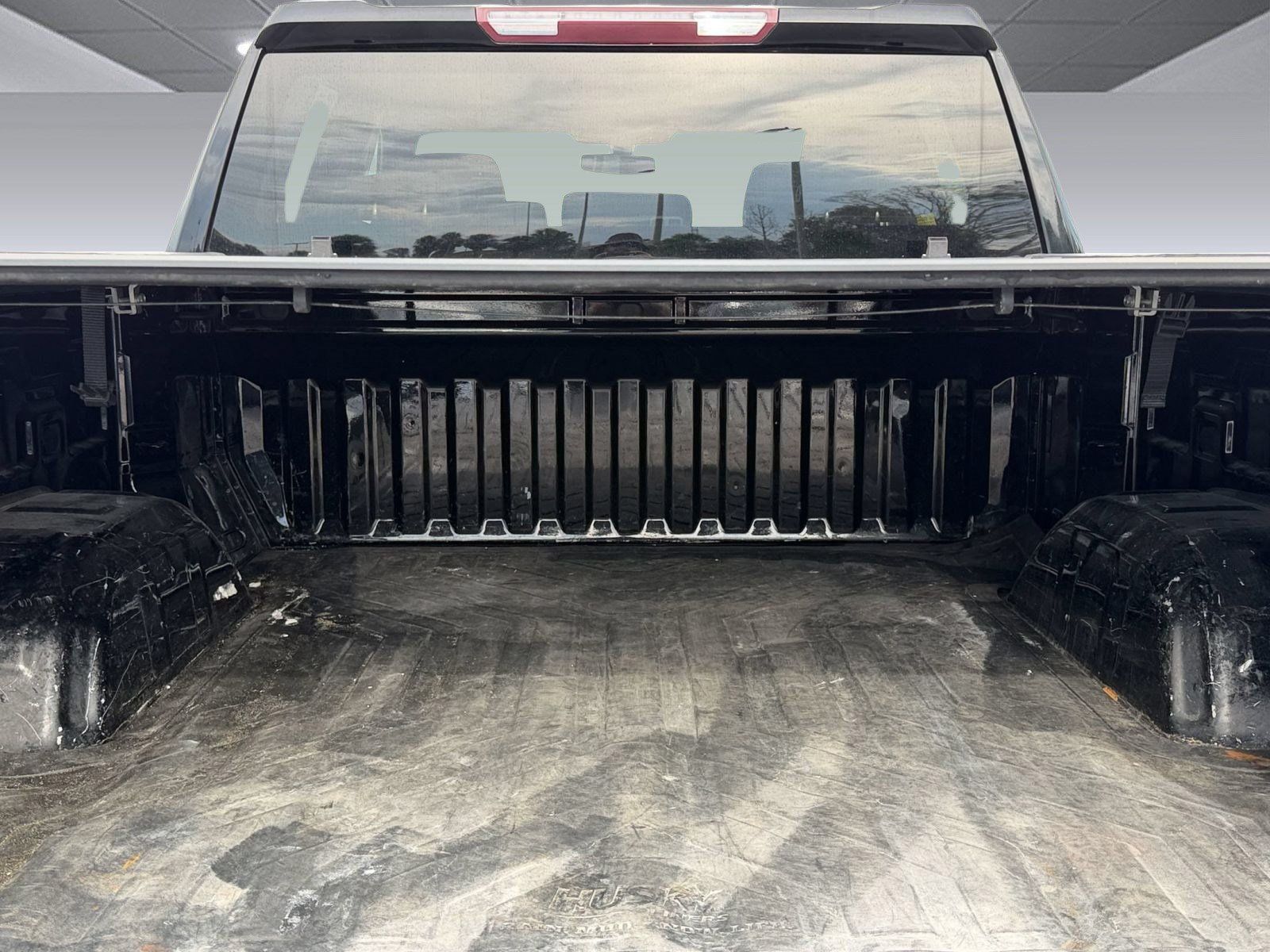 Used 2021 Chevrolet Silverado 1500 LT RWD image 26