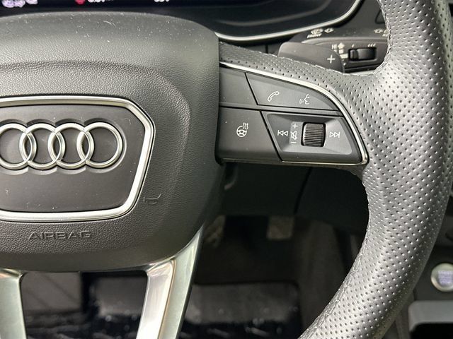 Used 2024 Audi Q5 e Premium Plus w/ Premium Plus Package AWD/4WD image 22