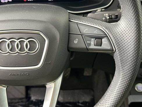 Used 2024 Audi Q5 e Premium Plus w/ Premium Plus Package AWD/4WD image 22