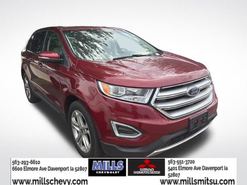 Used 2018 Ford Edge Titanium w/ Technology Package AWD/4WD image 2