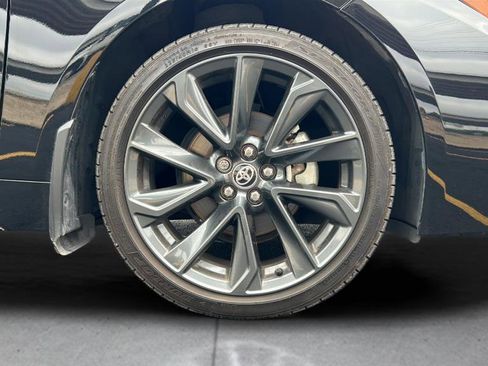 Used 2025 Toyota Corolla SE FWD image 31