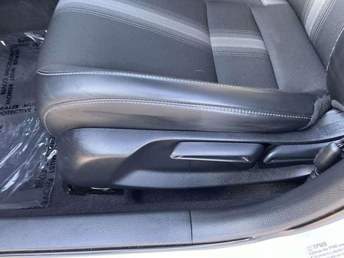 Used 2022 Honda Civic Sport image 28