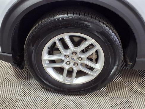 Used 2025 Ford Explorer Active image 7