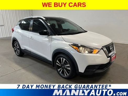 Used 2020 Nissan Kicks SV FWD image 1