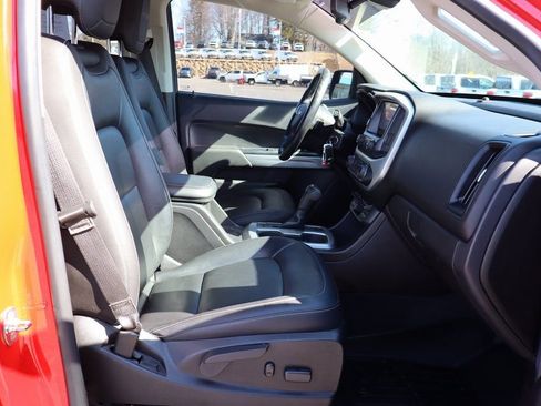 Used 2019 Chevrolet Colorado ZR2 w/ Colorado ZR2 Bison Edition image 19