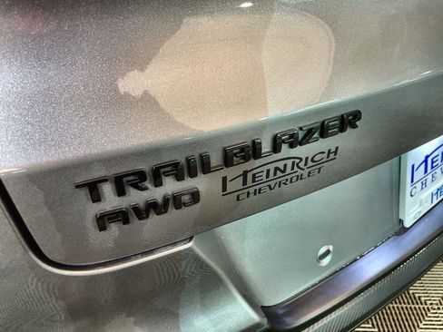 Used 2023 Chevrolet TrailBlazer RS w/ Sun and Liftgate Package image 30