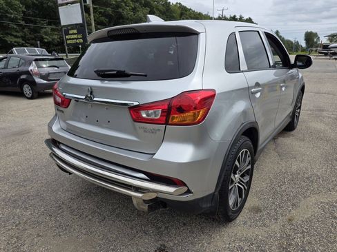Used 2019 Mitsubishi Outlander Sport ES FWD image 9