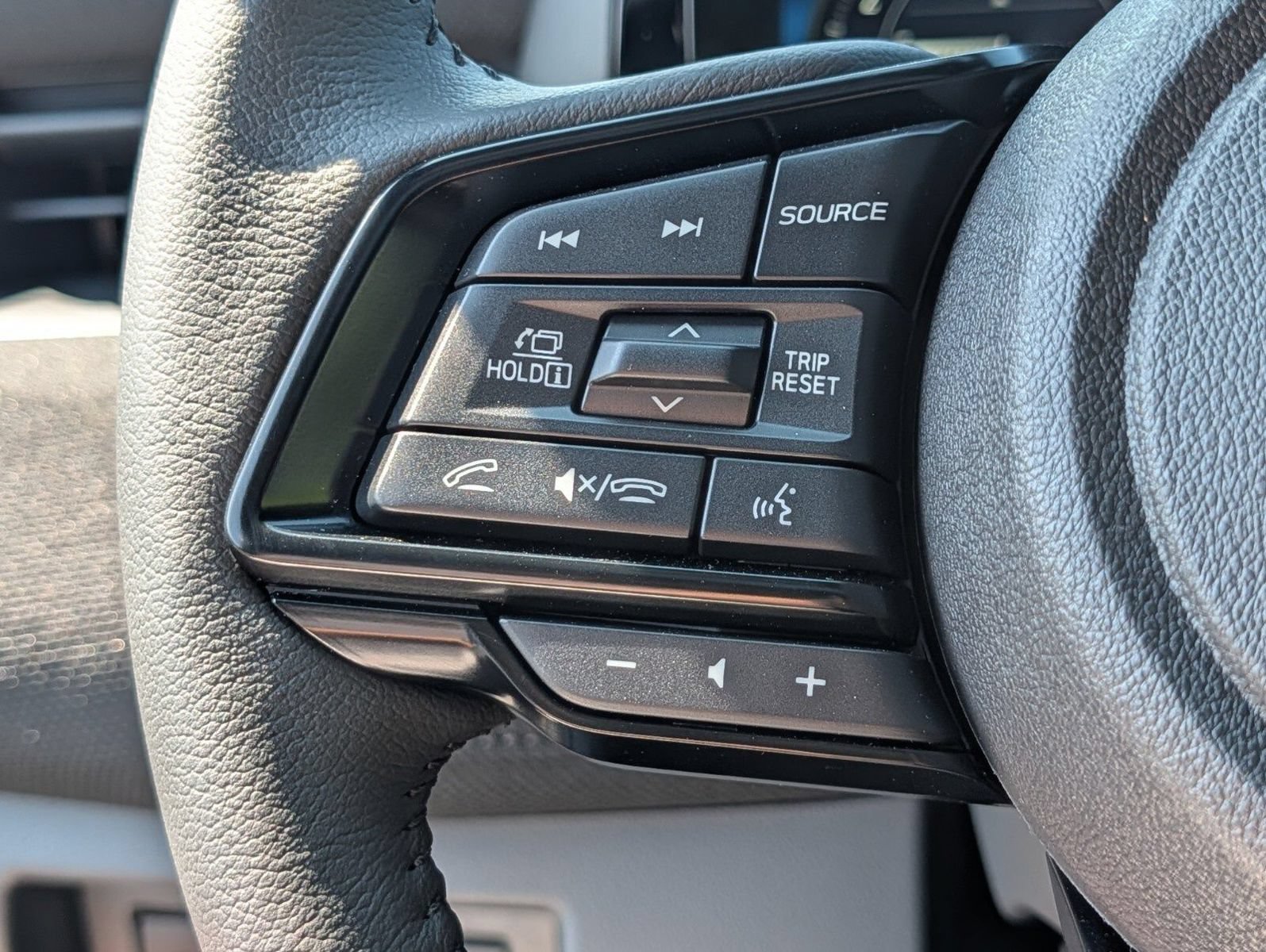 New 2026 Subaru Outback Limited AWD/4WD image 34