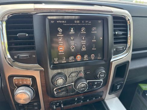 Used 2015 RAM 1500 Laramie w/ Convenience Group AWD/4WD image 21