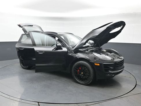 Used 2017 Porsche Macan GTS image 54