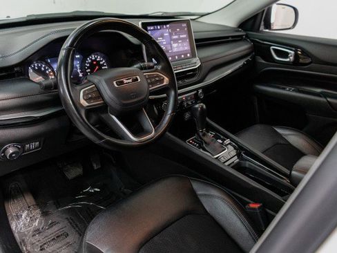 Used 2022 Jeep Compass Trailhawk w/ Trailhawk Convenience Group image 11