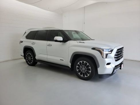Used 2024 Toyota Sequoia Limited RWD image 4