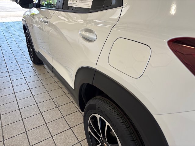 Used 2026 Chevrolet TrailBlazer LT AWD/4WD image 19