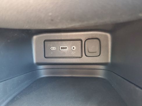 Used 2020 Chevrolet Equinox LT image 35