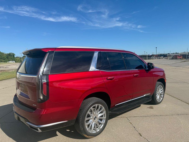 Used 2024 Cadillac Escalade Premium Luxury AWD/4WD image 9