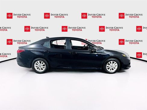 Certified 2025 Toyota Camry LE image 4