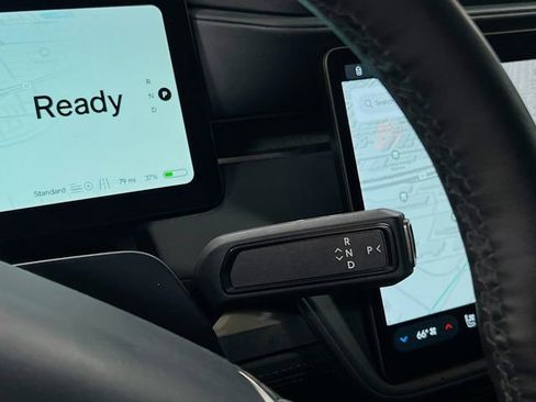 Used 2025 Rivian R1S Adventure image 16