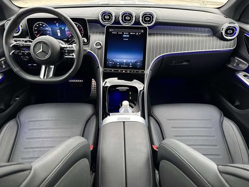 Certified 2025 Mercedes-Benz GLC 300 4MATIC image 15