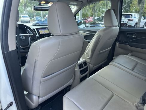 Used 2017 Honda Ridgeline RTL-T image 14