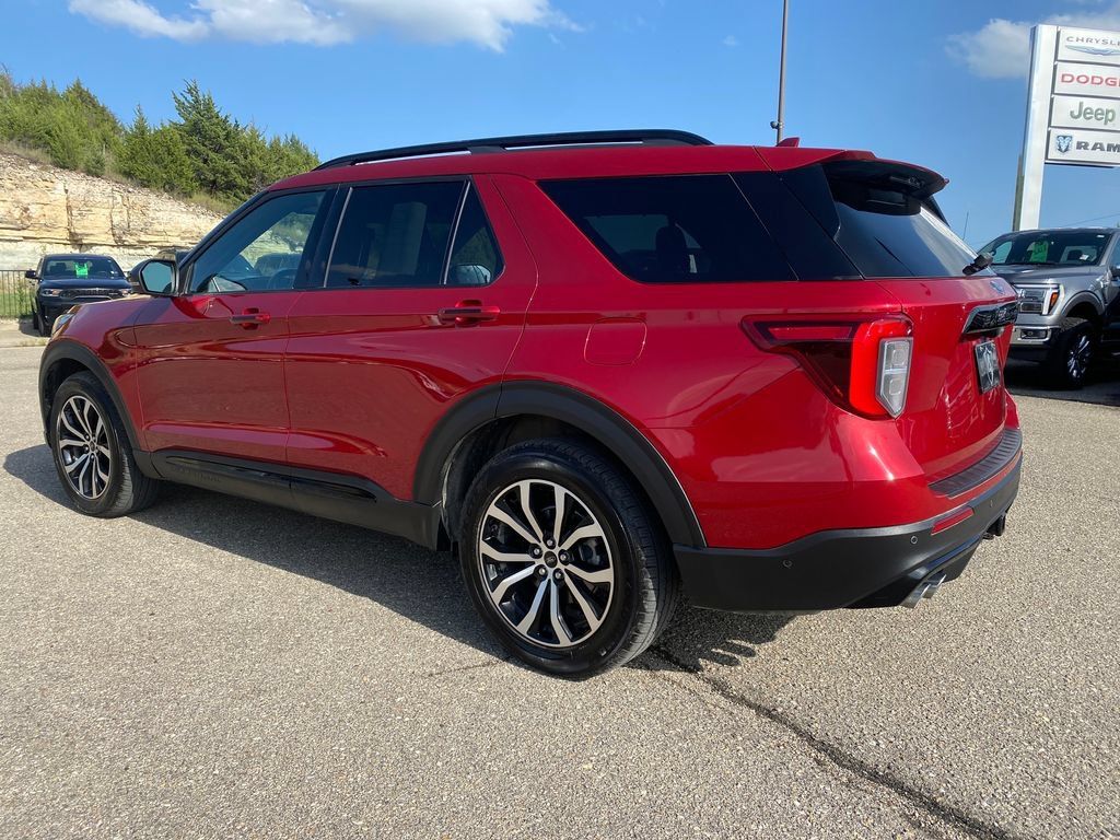 Used 2020 Ford Explorer ST w/ Premium Technology Package AWD/4WD image 4