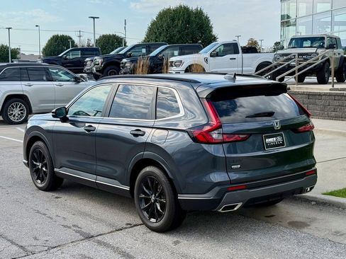 Used 2024 Honda CR-V Sport image 3